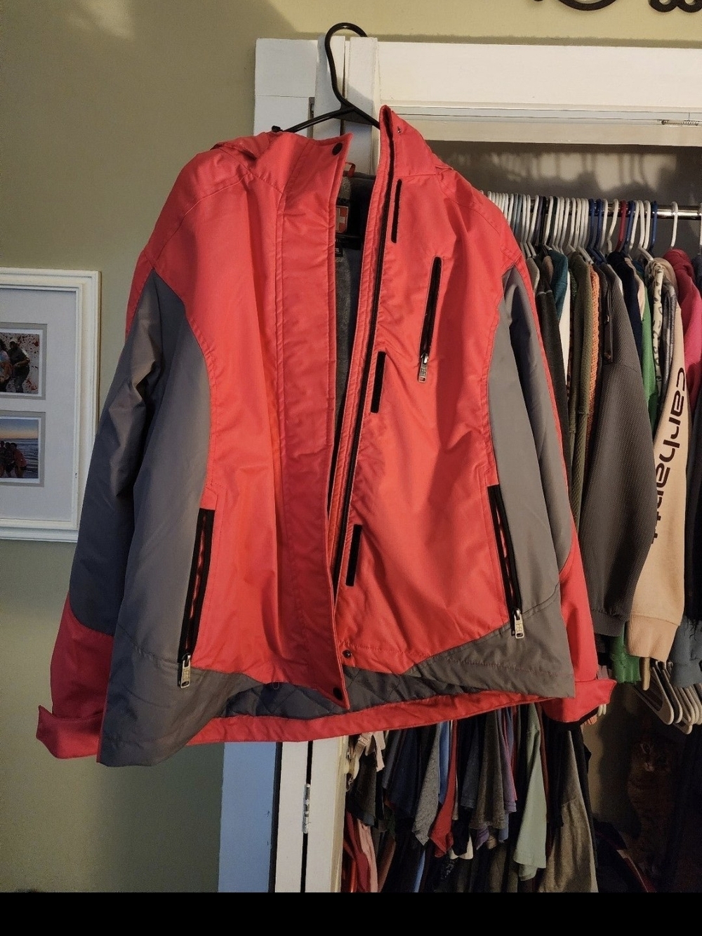 Swiss Tech Women's Coral Red and Gray Ski Jacket with Hood Size 16/18